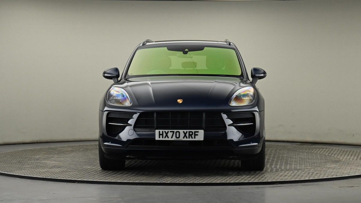 More views of Porsche Macan