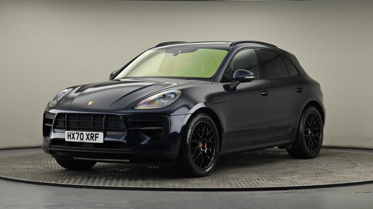 More views of Porsche Macan