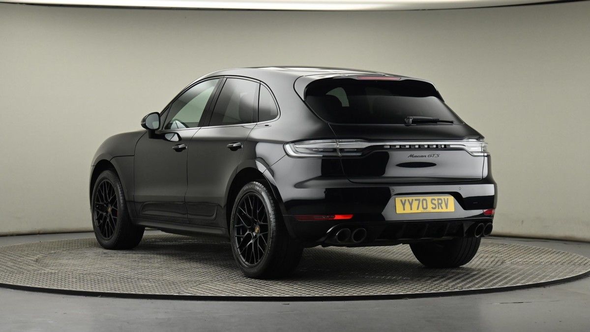 More views of Porsche Macan