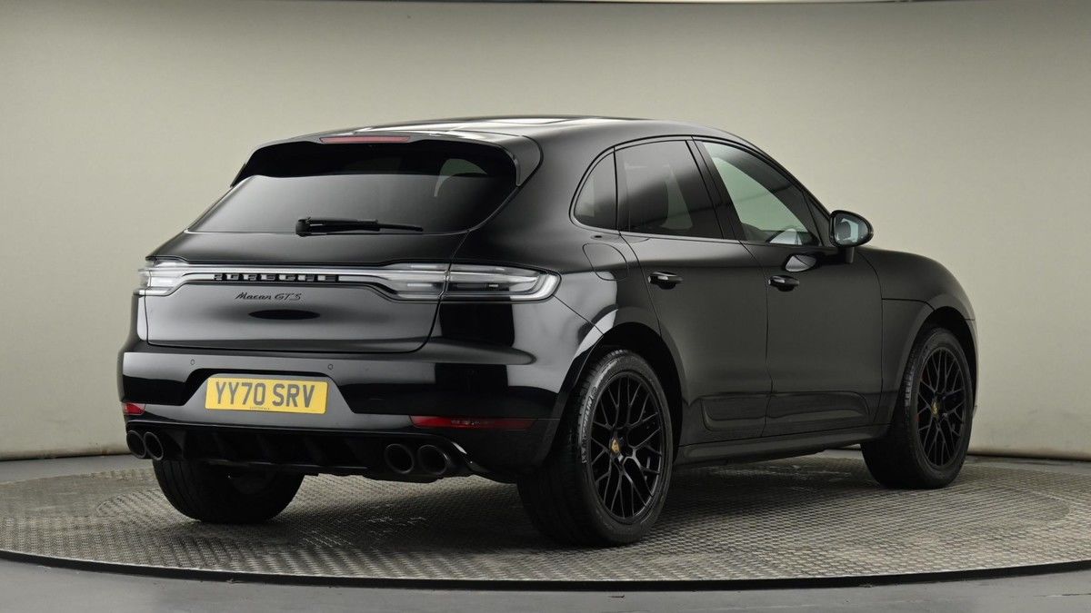 More views of Porsche Macan