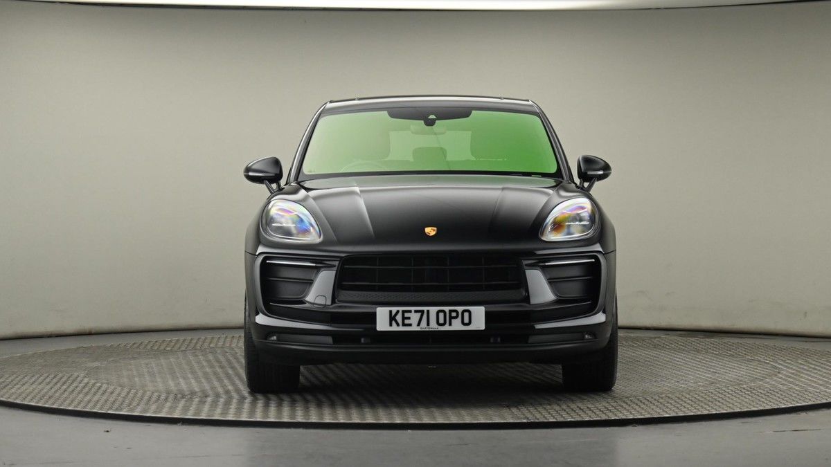 Porsche Macan Image 21