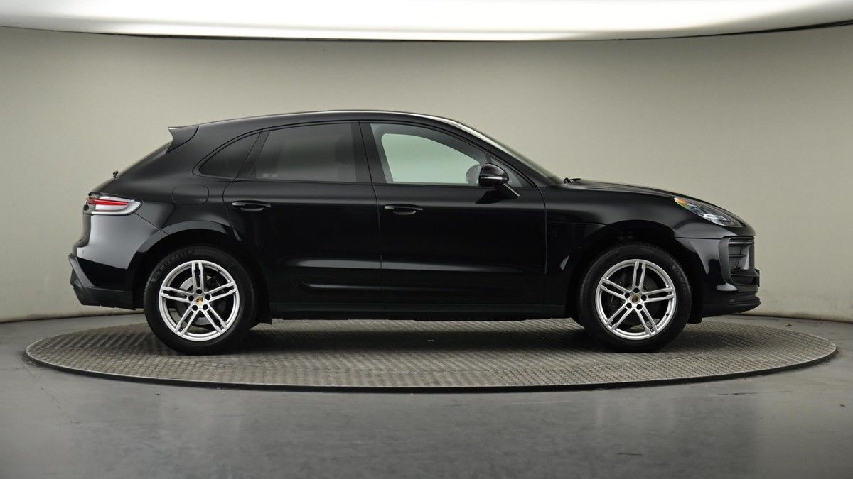 Porsche Macan Image 27