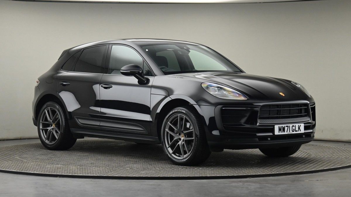 More views of Porsche Macan