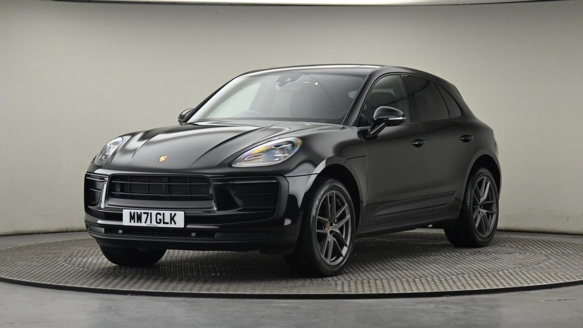 More views of Porsche Macan