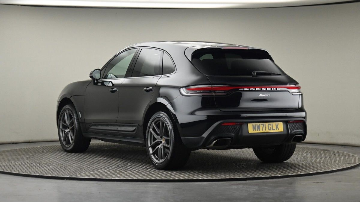 More views of Porsche Macan