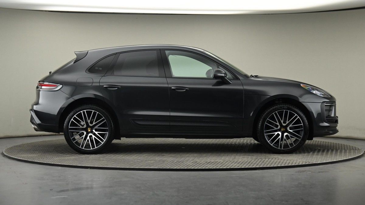 Porsche Macan Image 27