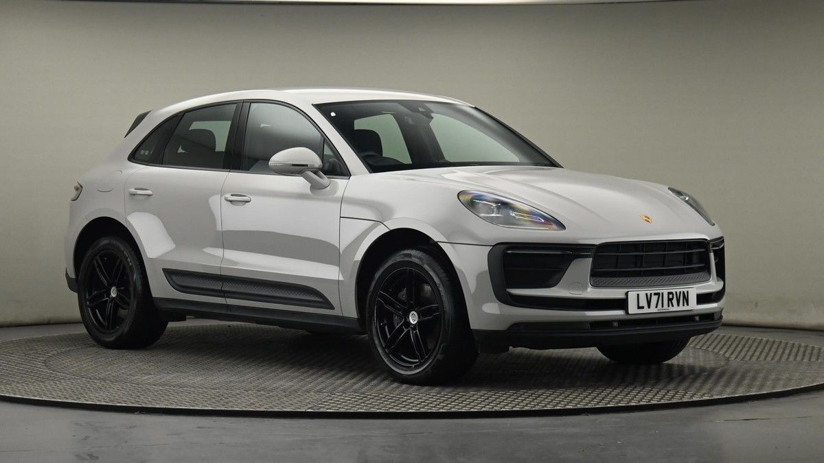 More views of Porsche Macan