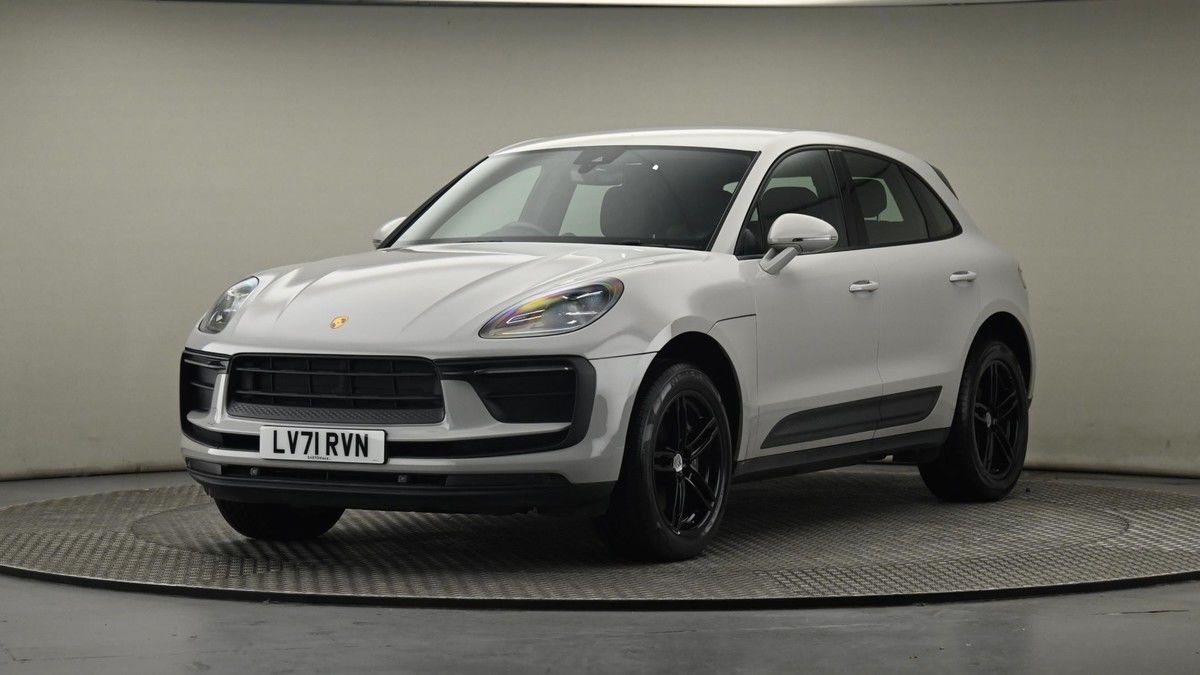 More views of Porsche Macan