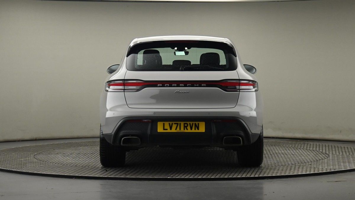 More views of Porsche Macan