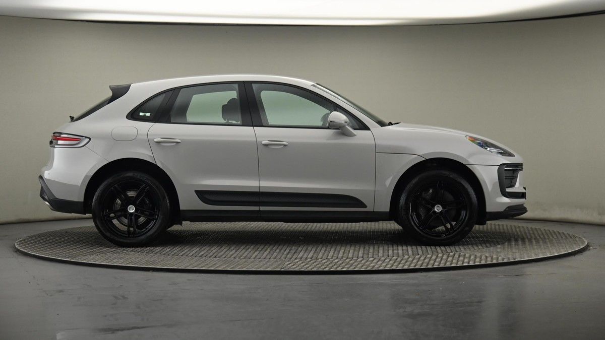 More views of Porsche Macan