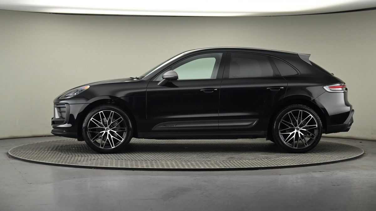 Porsche Macan Image 23