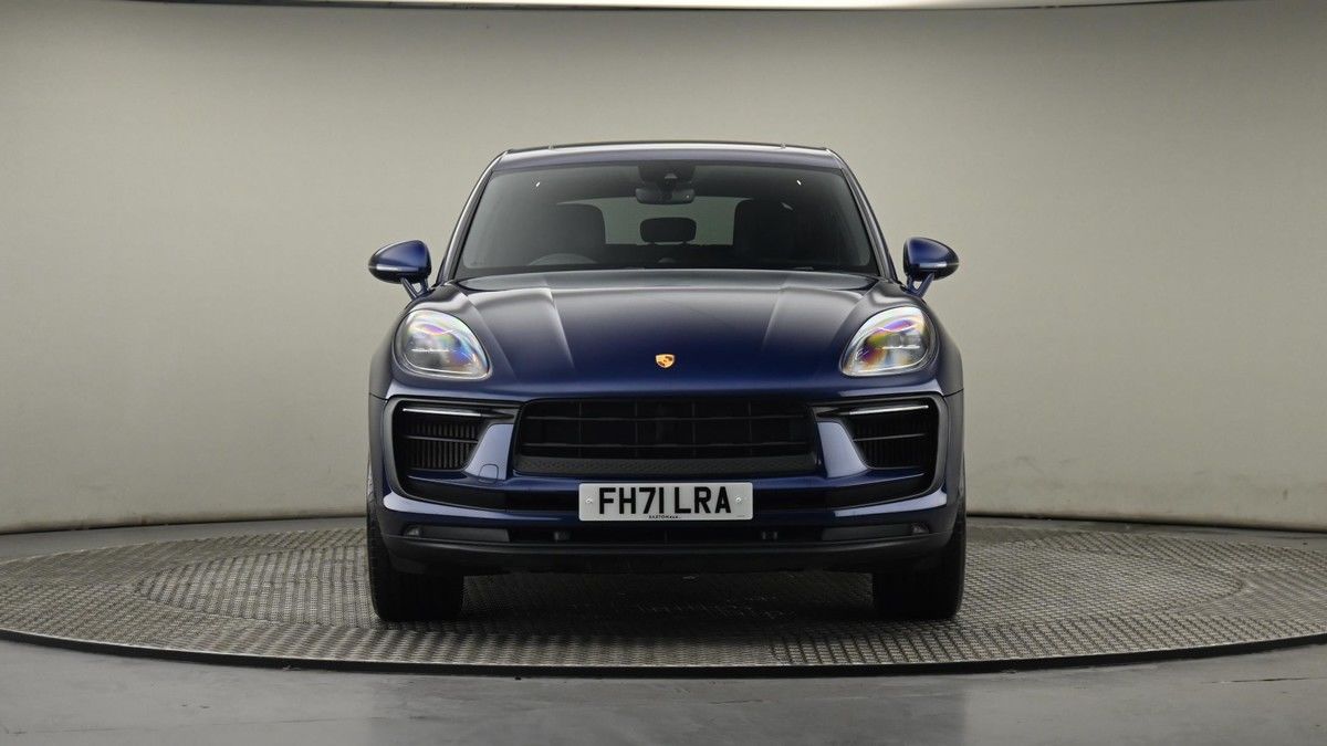 More views of Porsche Macan