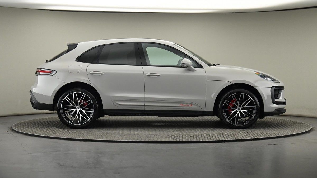 Porsche Macan Image 27