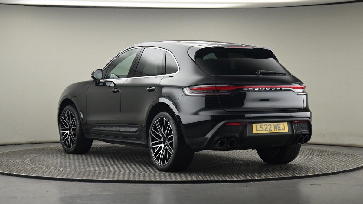 More views of Porsche Macan