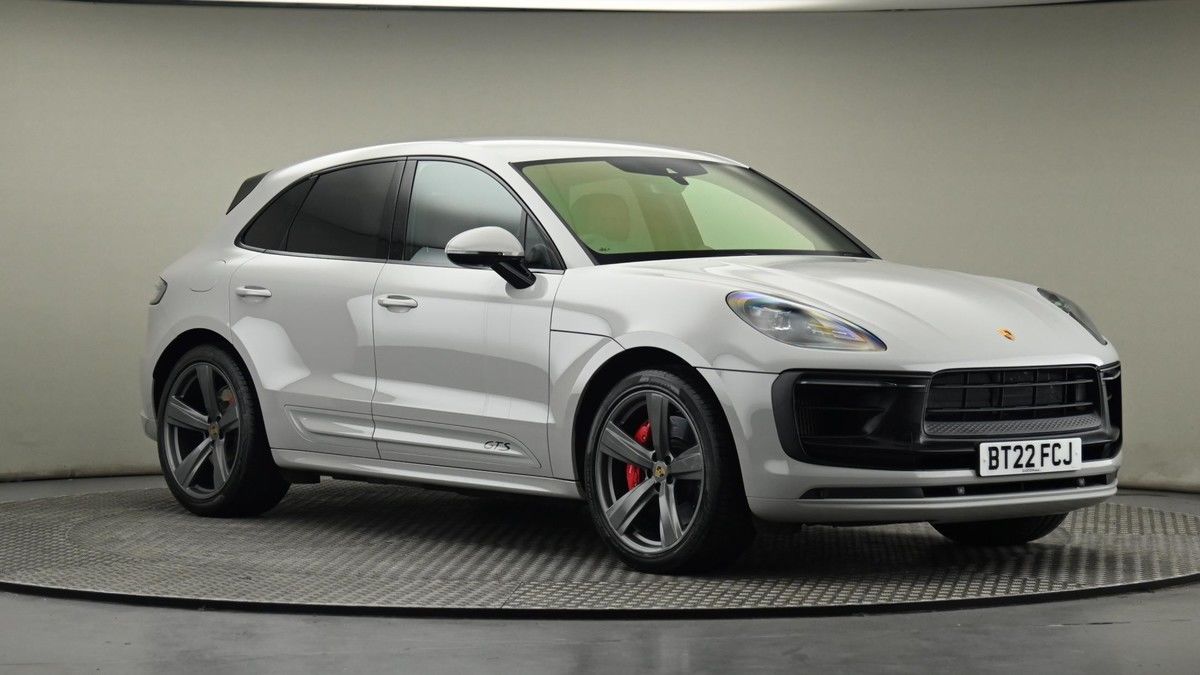 Porsche Macan Image 20