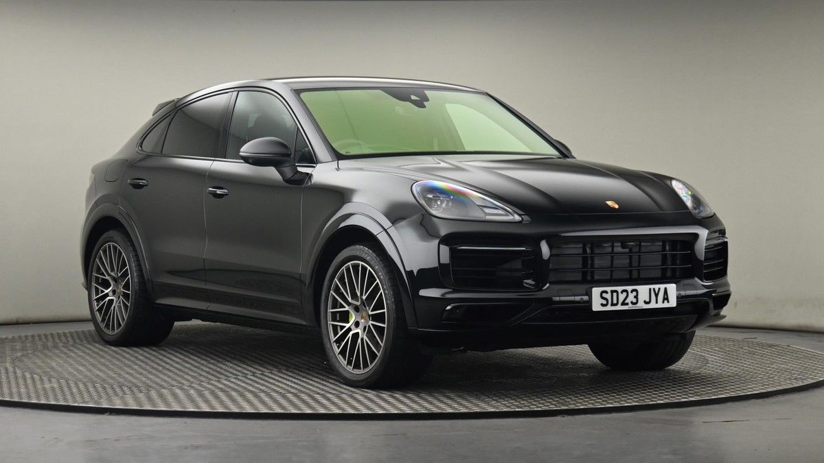 More views of Porsche Cayenne