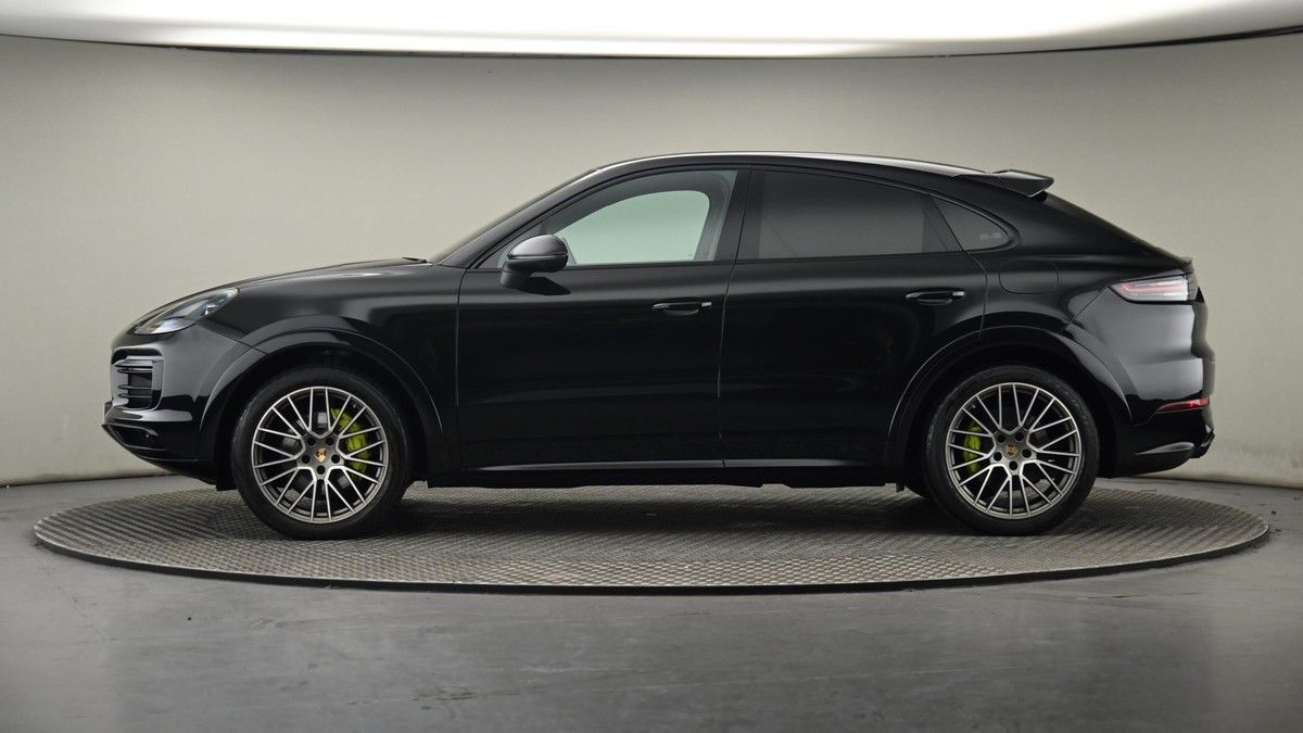 Porsche Cayenne Image 23