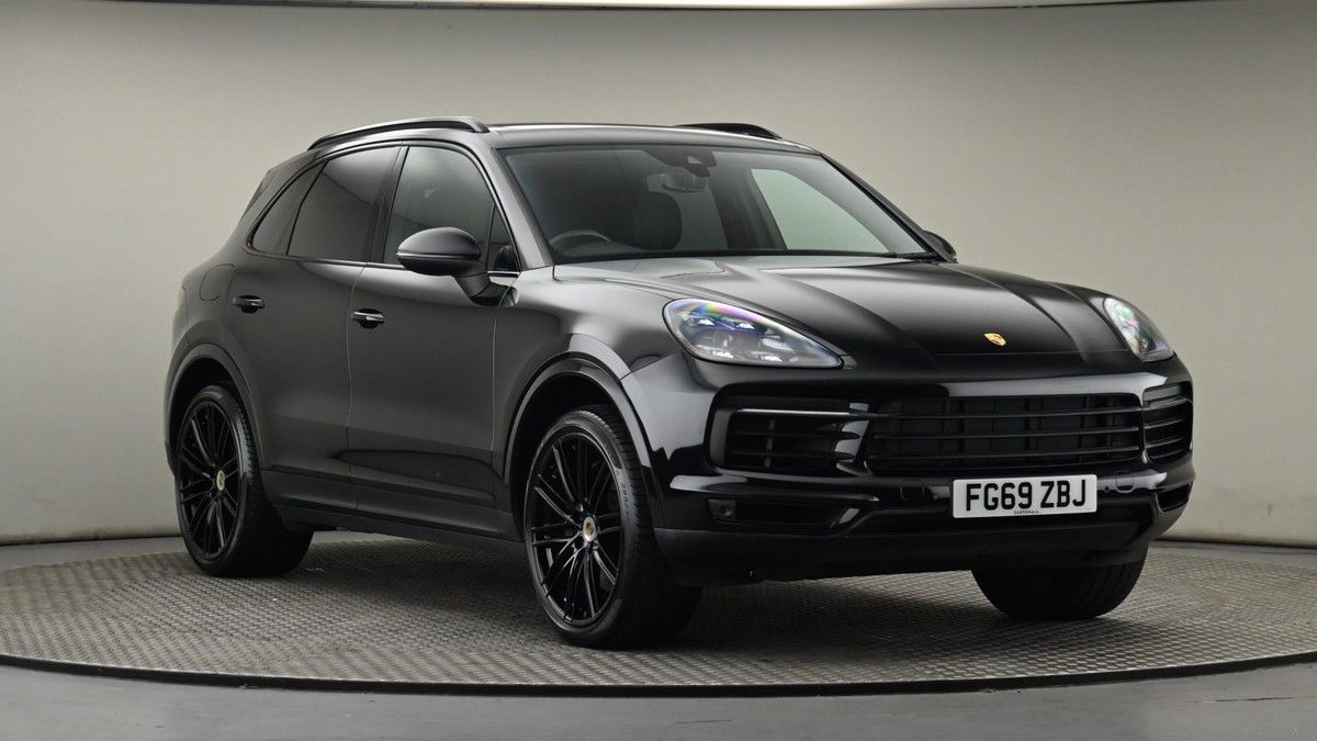 More views of Porsche Cayenne