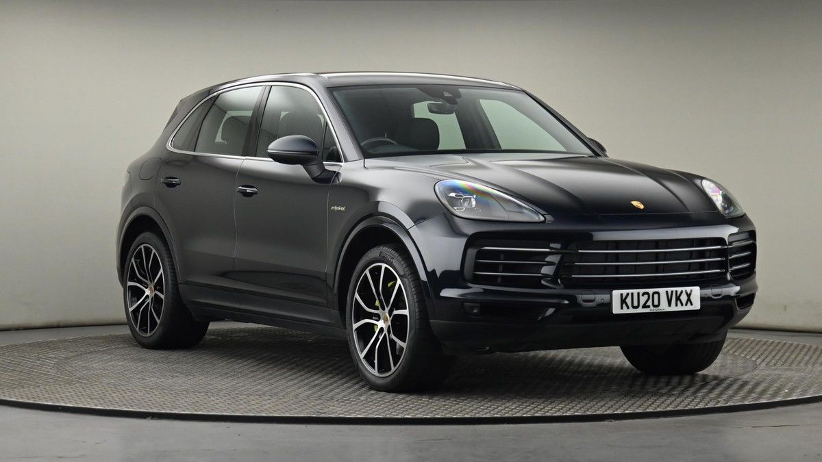 More views of Porsche Cayenne