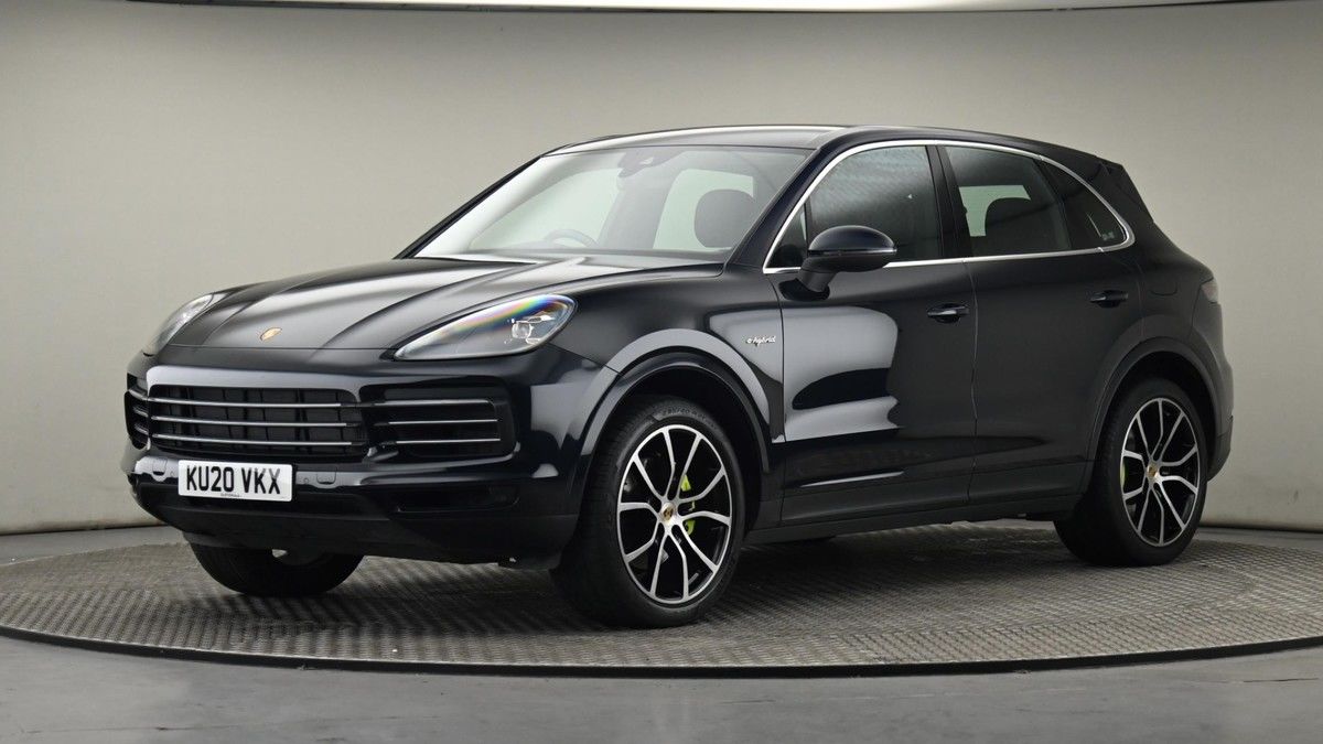 Porsche Cayenne Image 21