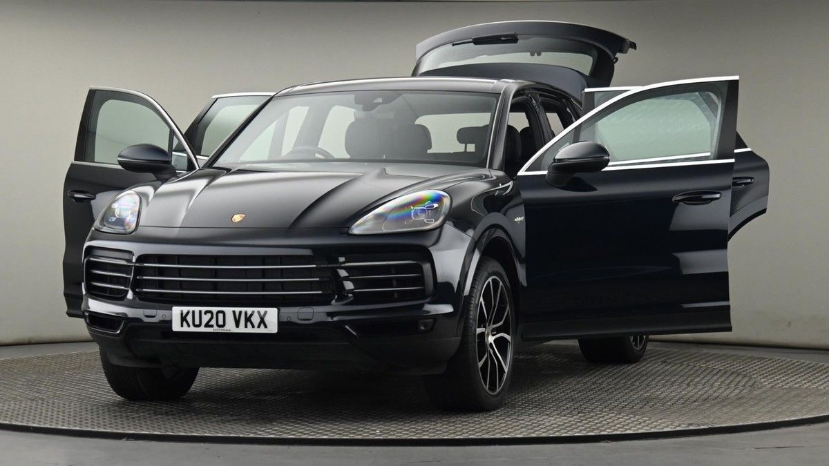 Porsche Cayenne Image 27