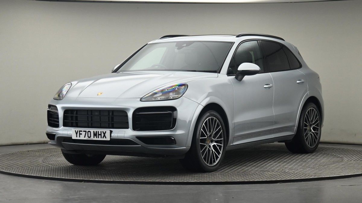 More views of Porsche Cayenne