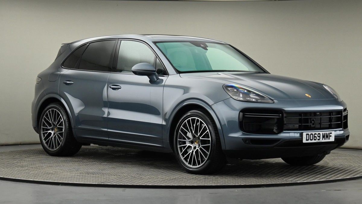 Porsche Cayenne Image 20