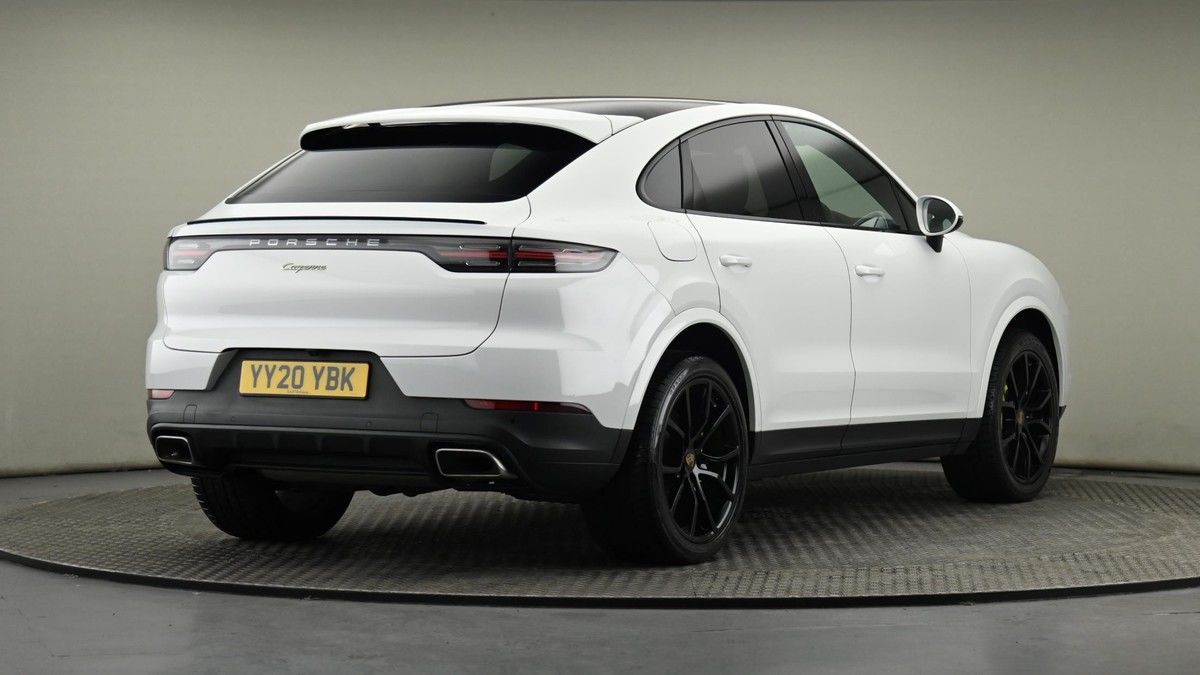 Porsche Cayenne Image 26