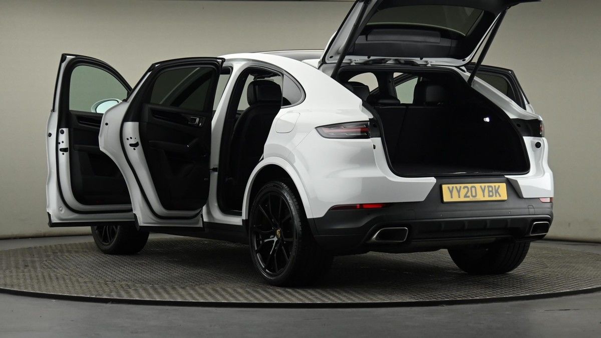 Porsche Cayenne Image 29