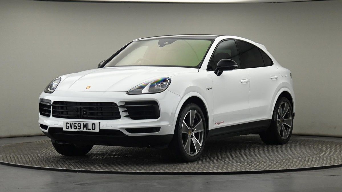 More views of Porsche Cayenne