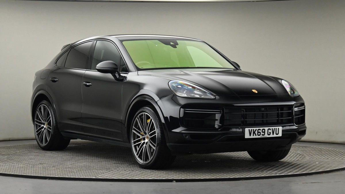 Porsche Cayenne Sticky Header Image