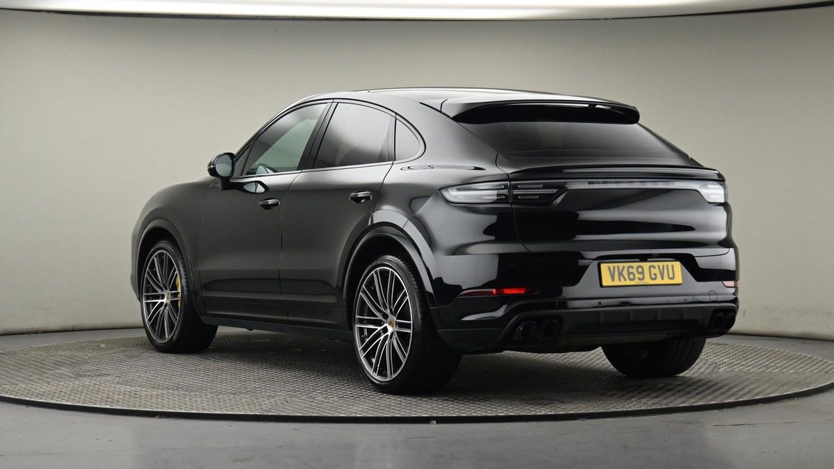 Porsche Cayenne Image 24