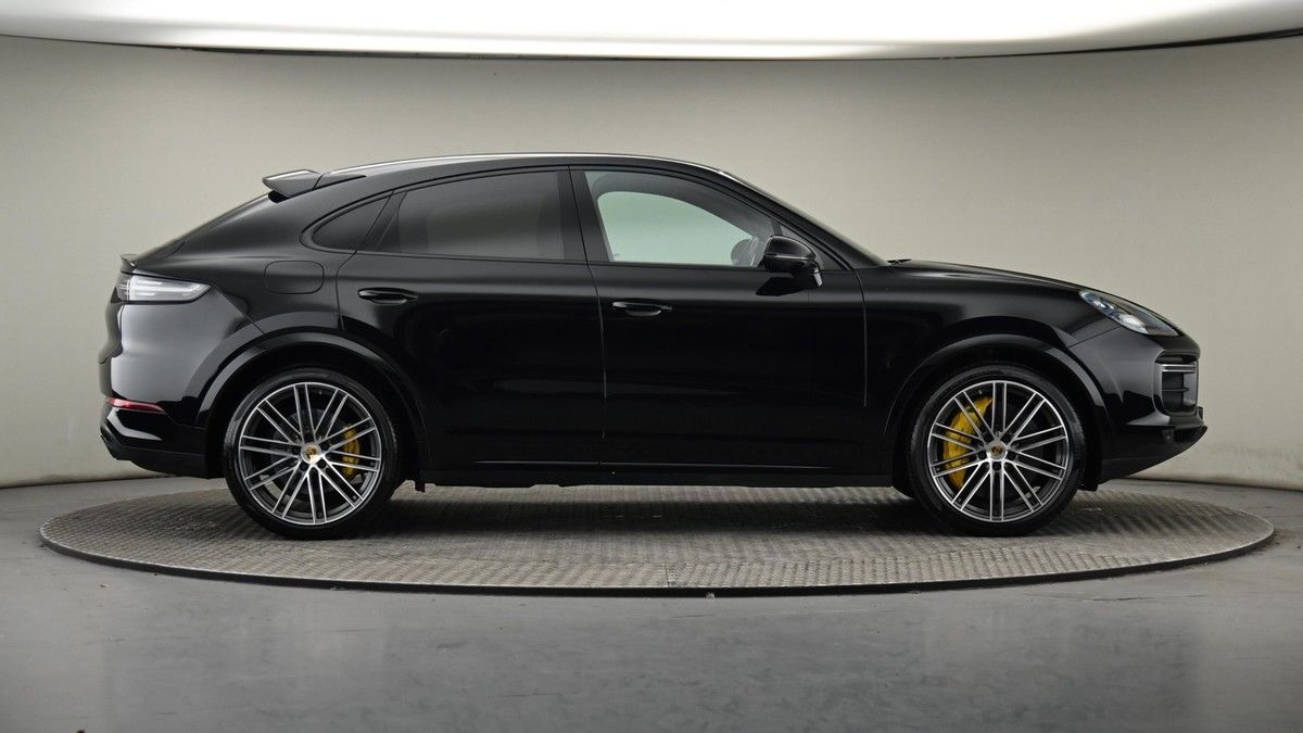 Porsche Cayenne Image 27