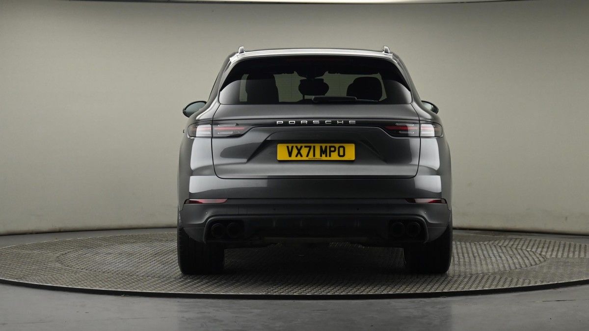 Porsche Cayenne Image 25