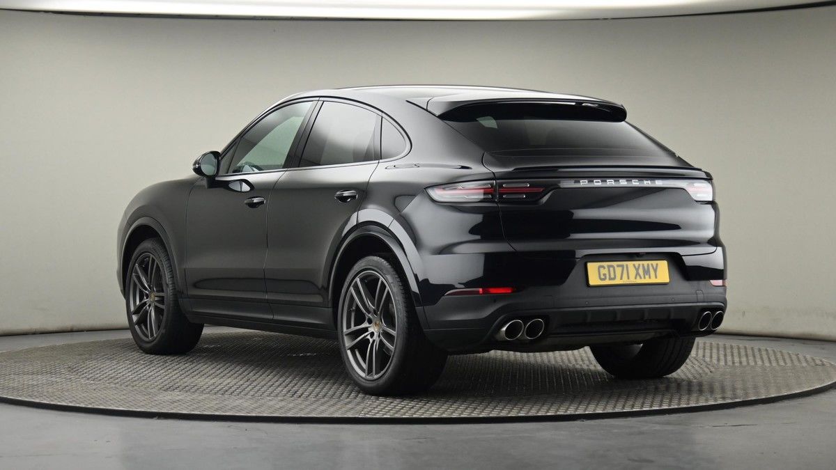 More views of Porsche Cayenne