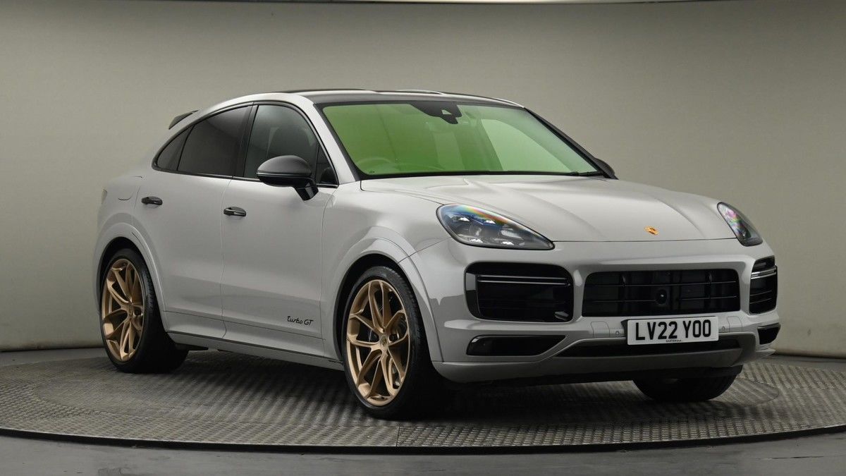 Porsche Cayenne Sticky Header Image