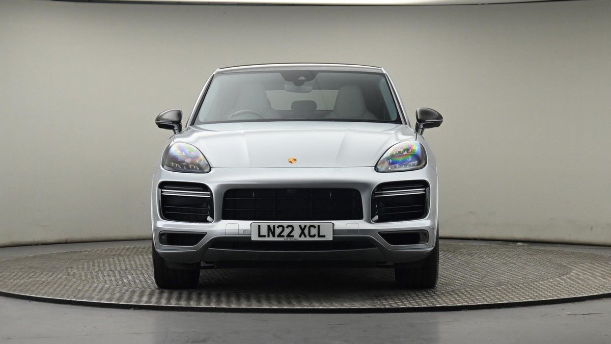 More views of Porsche Cayenne