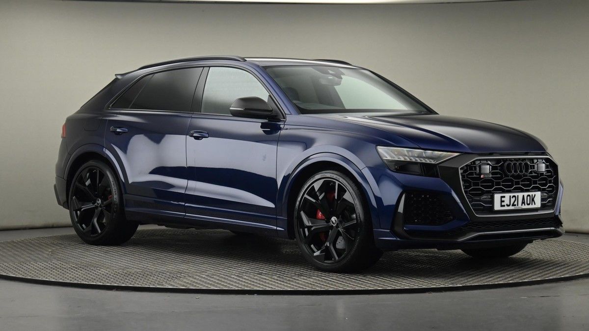 Audi RSQ8 Image 20