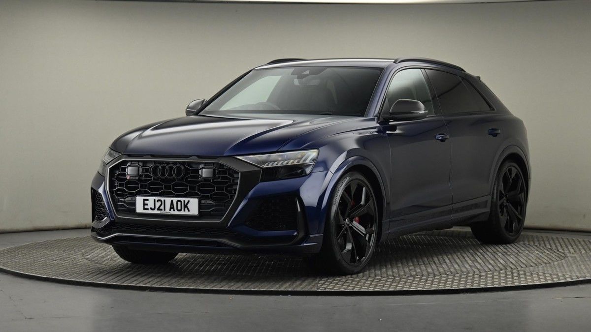 Audi RSQ8 Image 22