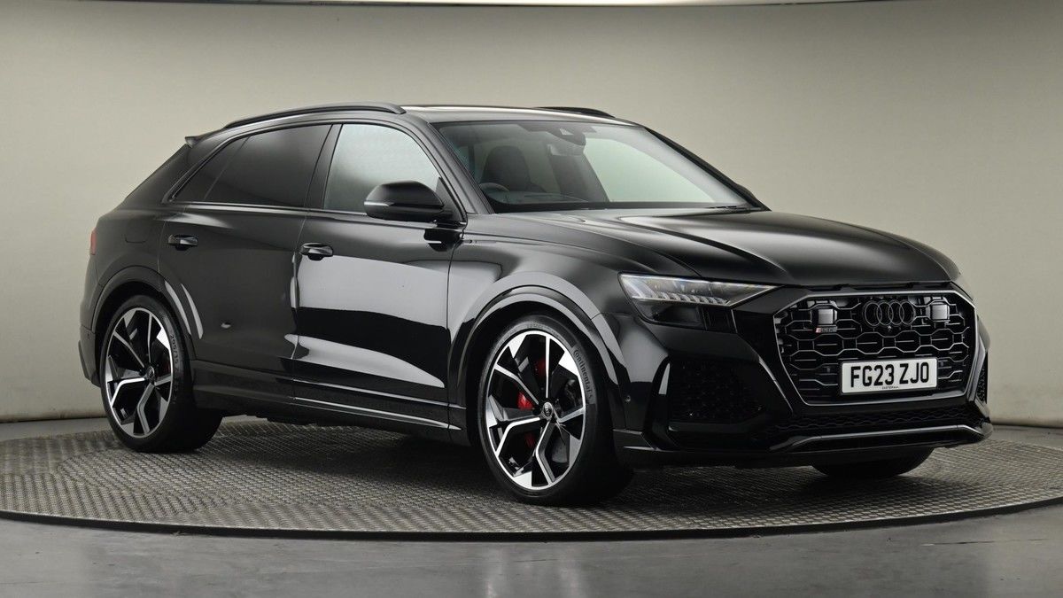 Audi RSQ8 Image 20