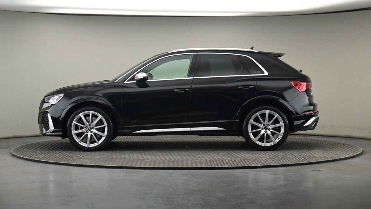 Audi RS Q3 Image 23