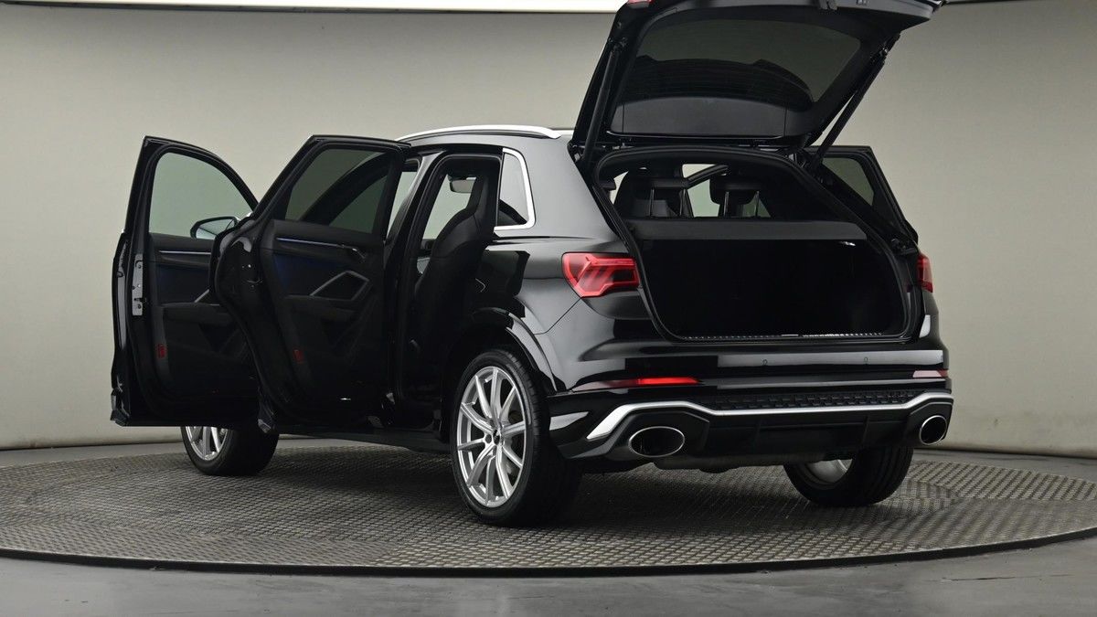 More views of Audi RS Q3