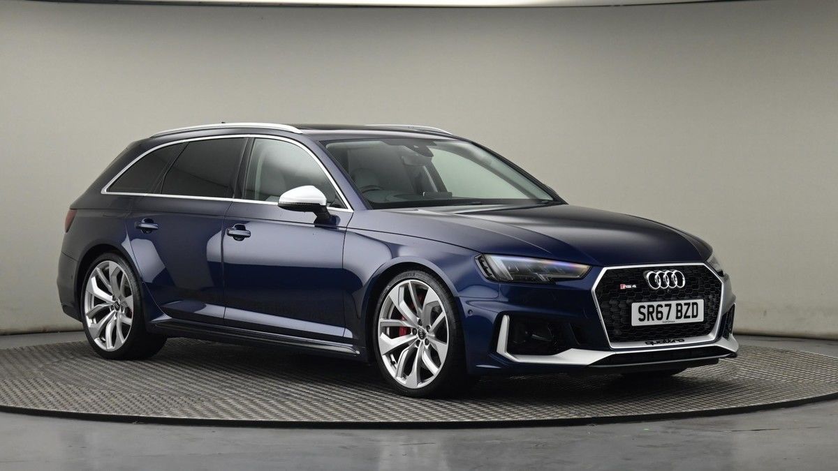 Audi RS4 Avant Image 20