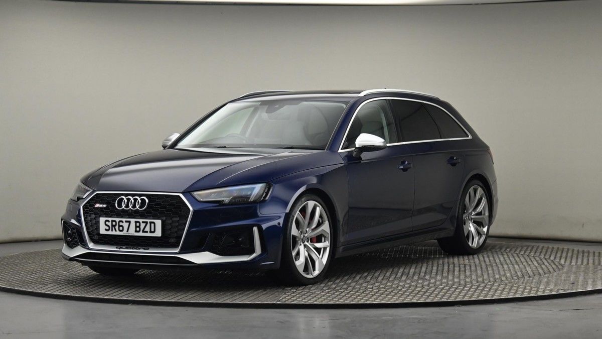 Audi RS4 Avant Image 22