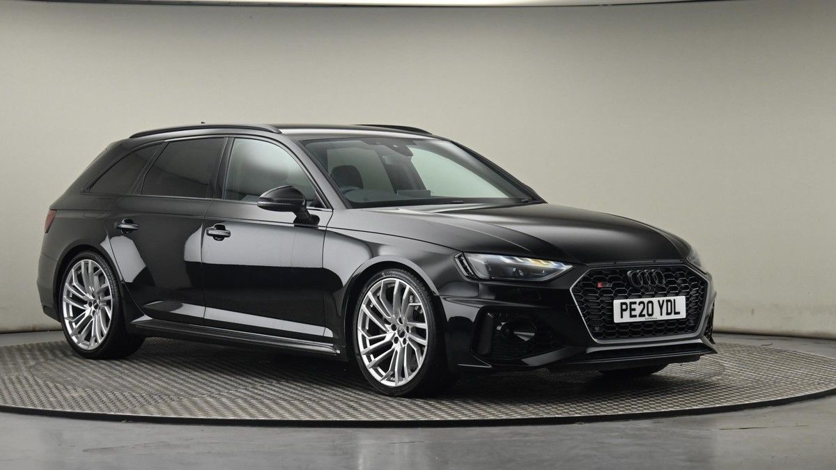 Audi RS4 Avant Image 20