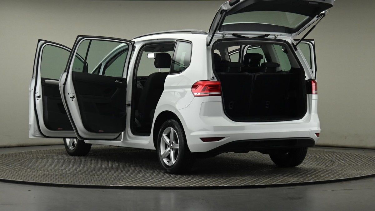 Volkswagen Touran Image 29