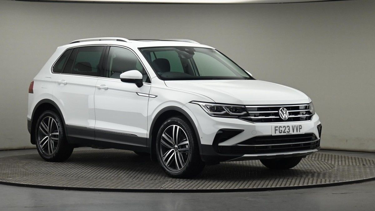 More views of Volkswagen Tiguan