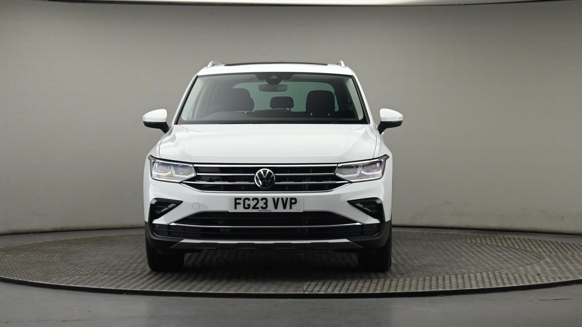 More views of Volkswagen Tiguan