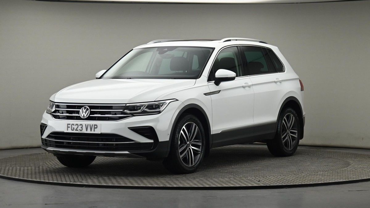 More views of Volkswagen Tiguan