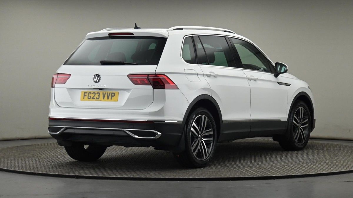 More views of Volkswagen Tiguan